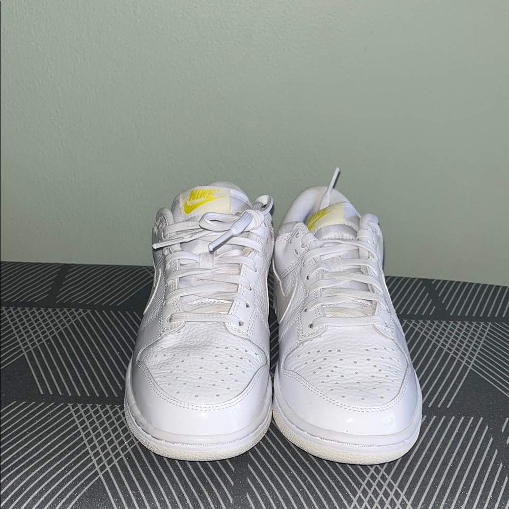 Nike White dunks